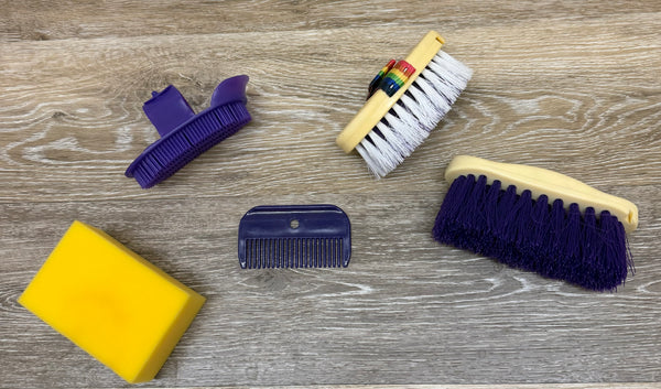 Equi-Essentials Equi-Mini Grooming Kit