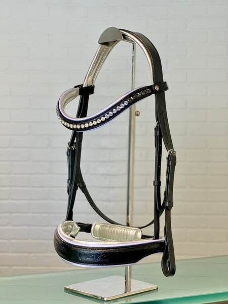 The Nightshade Snaffle Bridle