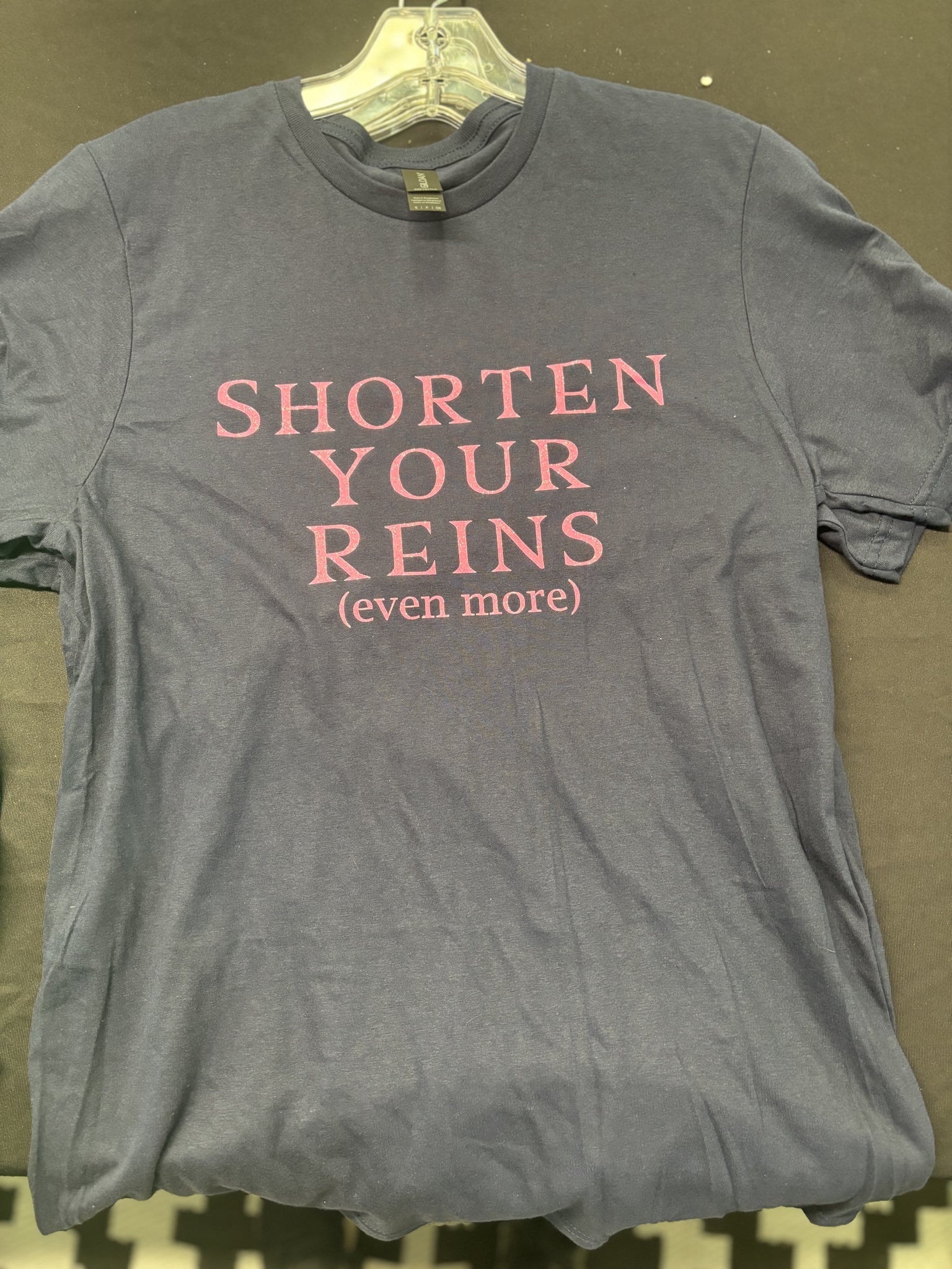 Glittermarx T-Shirt Shimmer pink "Shorten Your Reins" on Navy