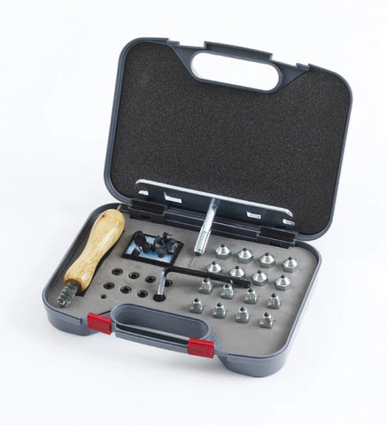 Centaur- Stud Kit with Plastic Case